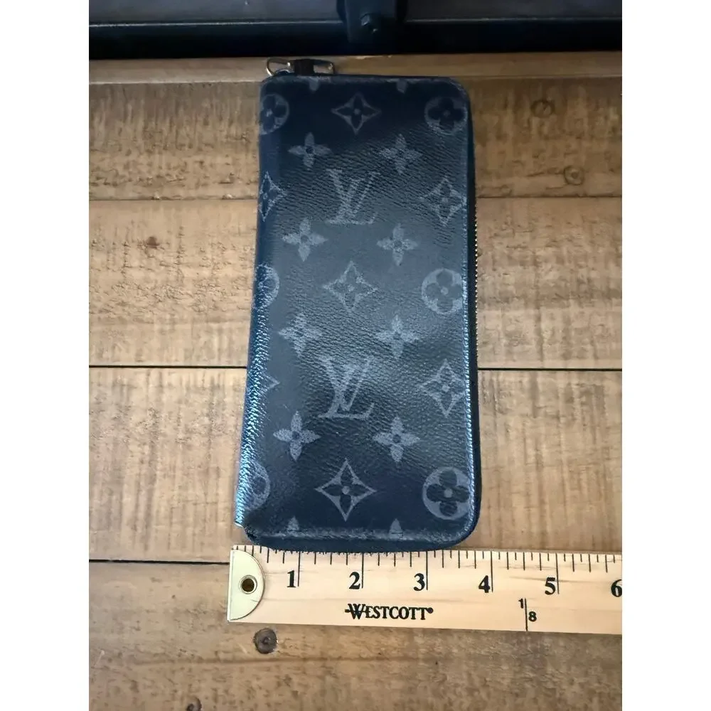 Louis Vuitton Wallet Mens Black Monogram Canvas Long Zip Around Spain Logo